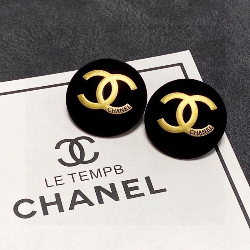 Ch**el earrings